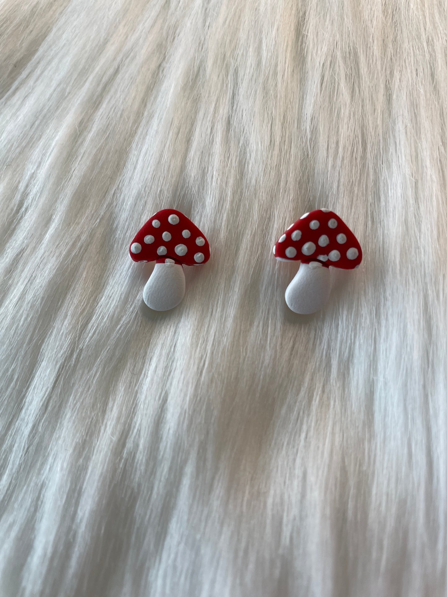 Mushroom studs