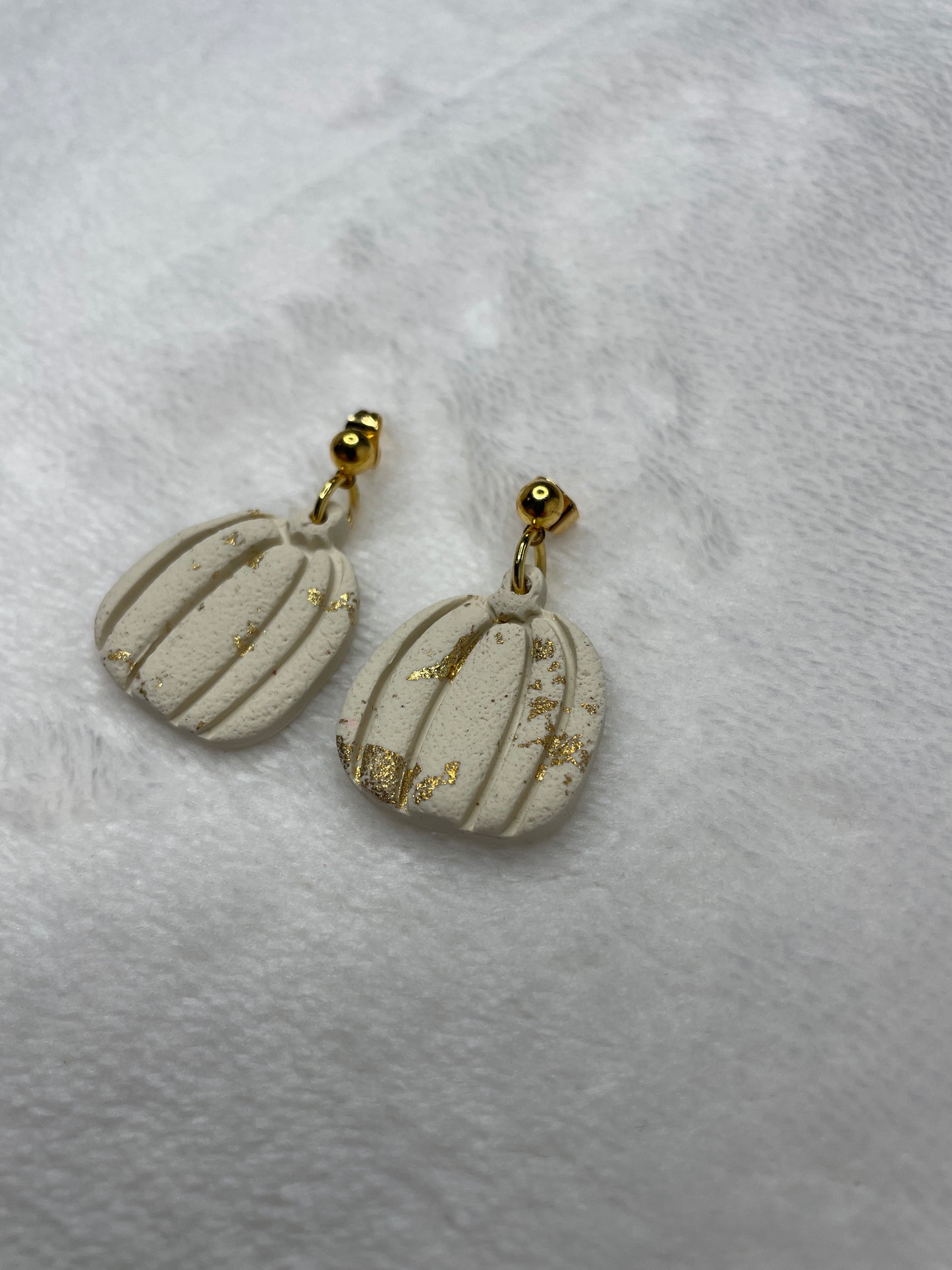 Cream & goldleaf pumpkin earrings | Halloween Earrings