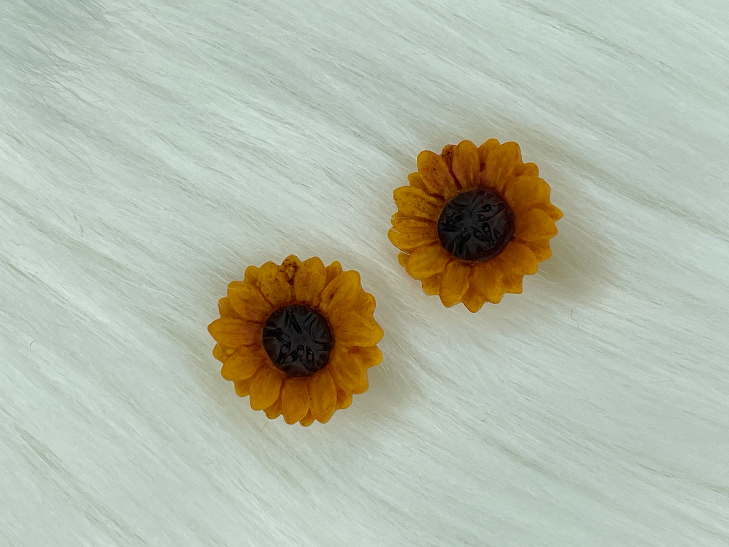 Sunflower stud earrings | Fall earrings