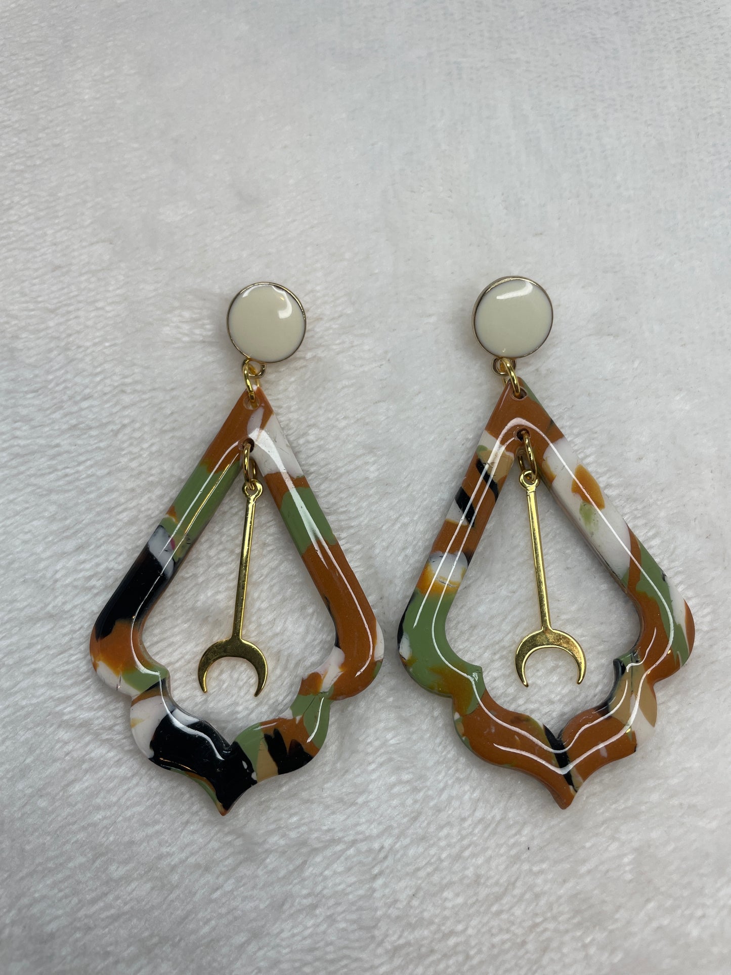 Camouflage dangle earrings | Fall earrings