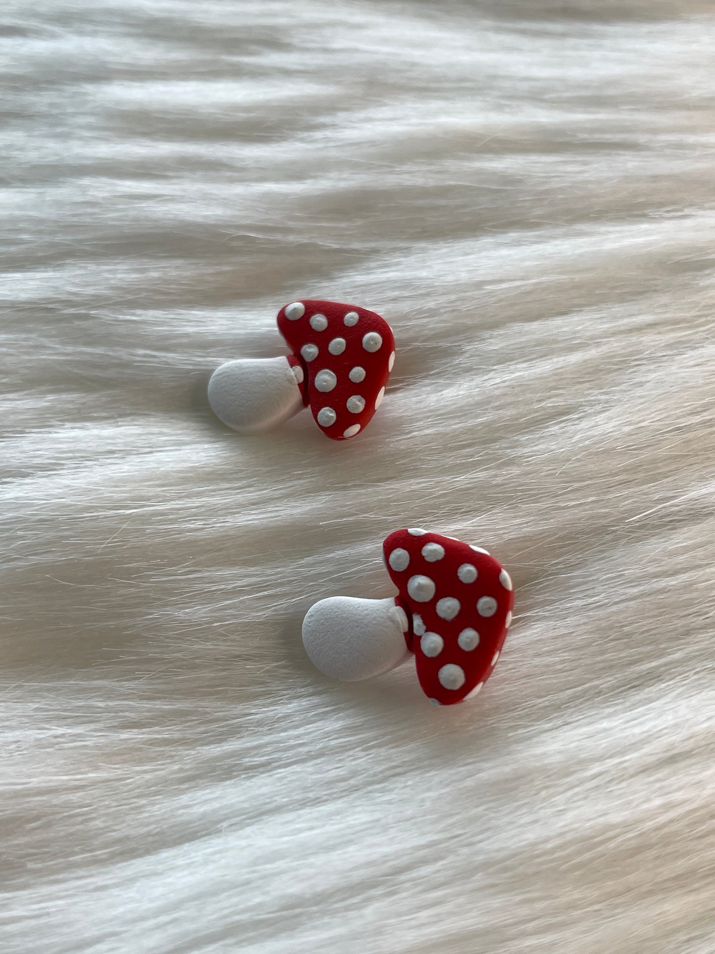 Mushroom studs