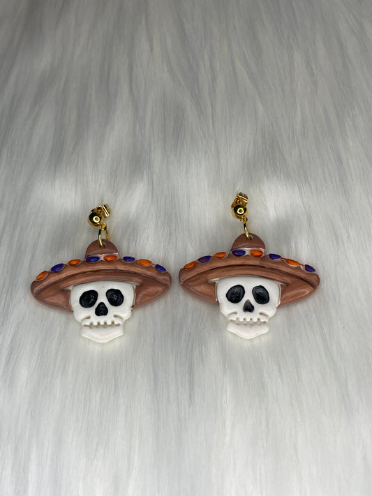 Skull with sombrero dangle earrings | Halloween earrings