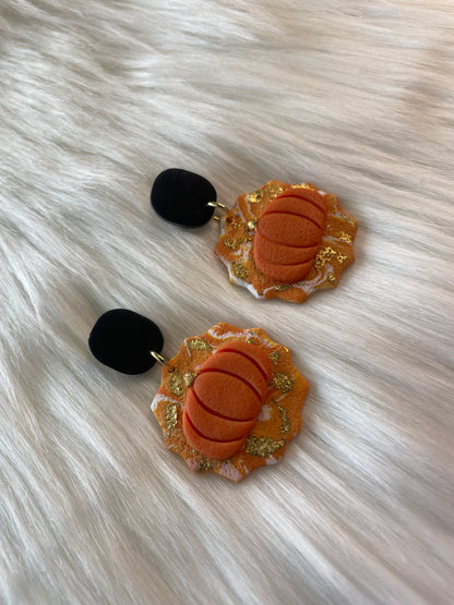 Pumpkin dangle earrings | Halloween earrings