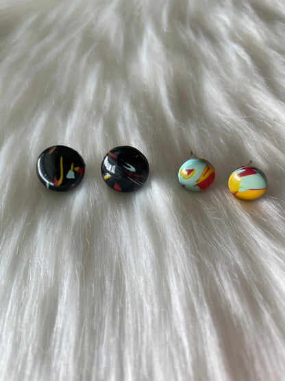 Multi colored stud set