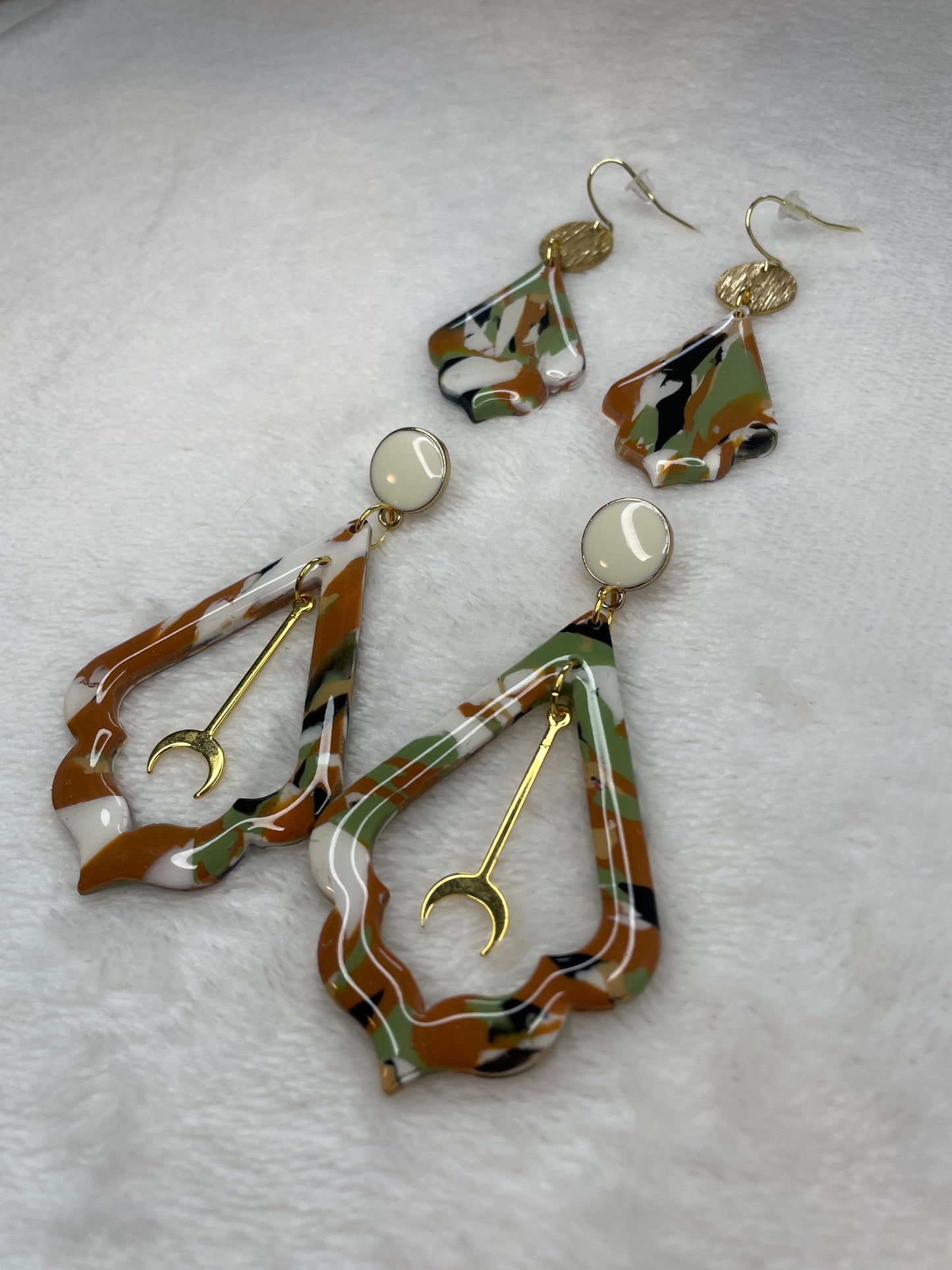 Camouflage dangle earrings | Fall earrings