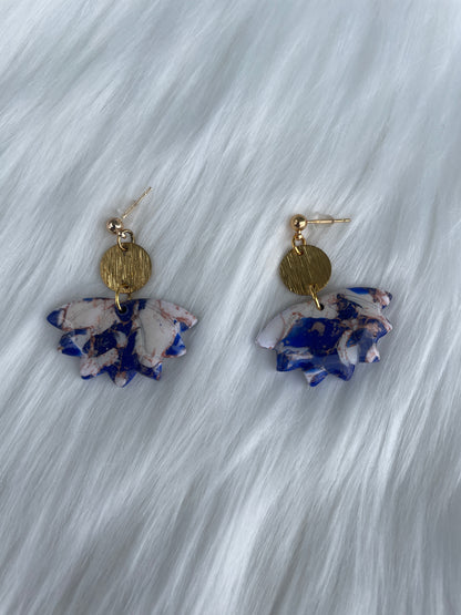 Marbled lotus dangles