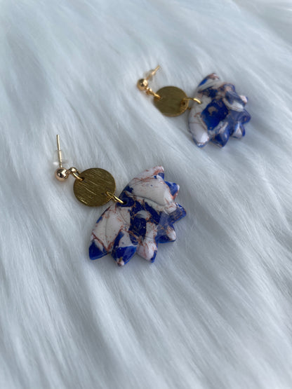 Marbled lotus dangles