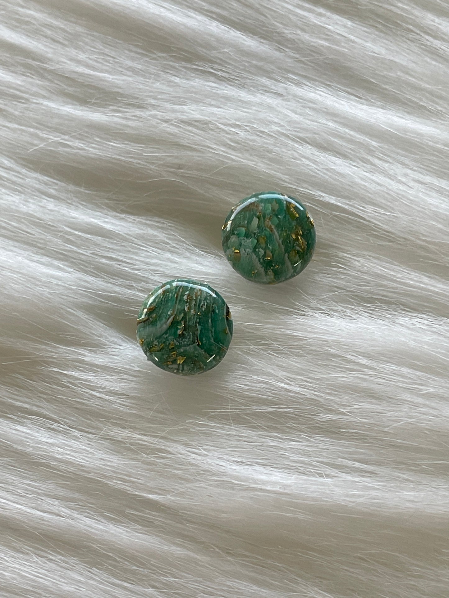 Round stained glass studs