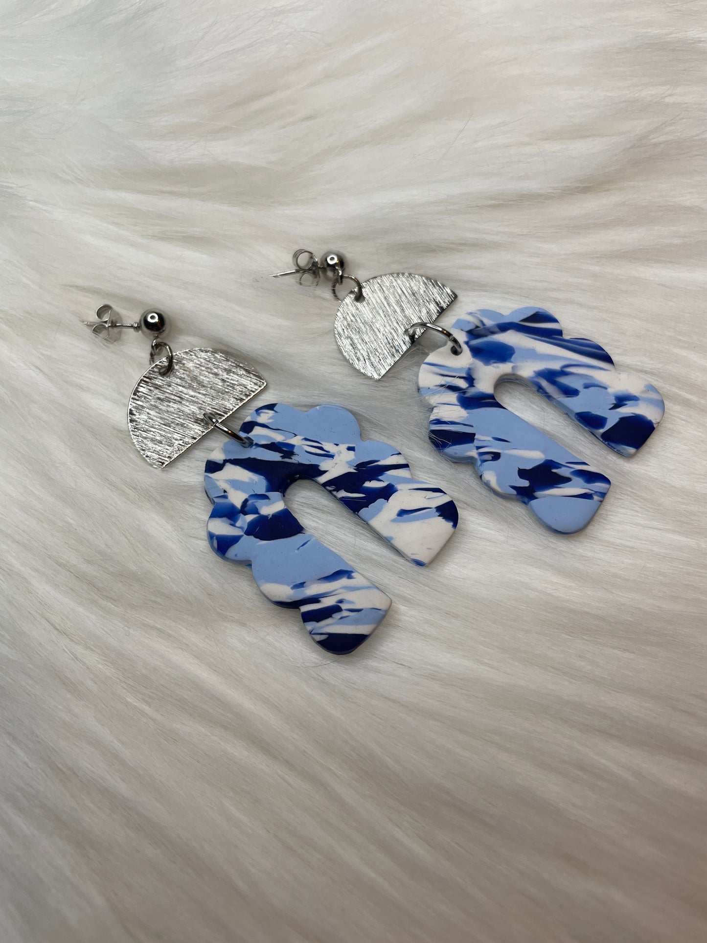 White, Light Blue, & Navy Striped Scalloped U Shaped Dangles